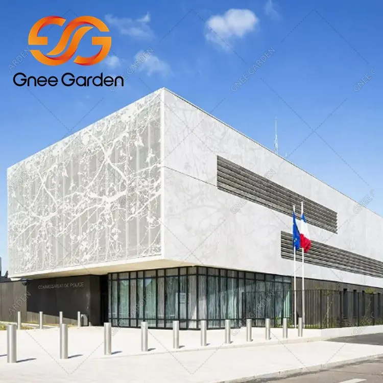 Panells metàl·lics decoratius exteriors