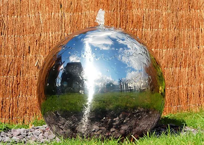 Característica d'aigua d'esfera d'acer inoxidable